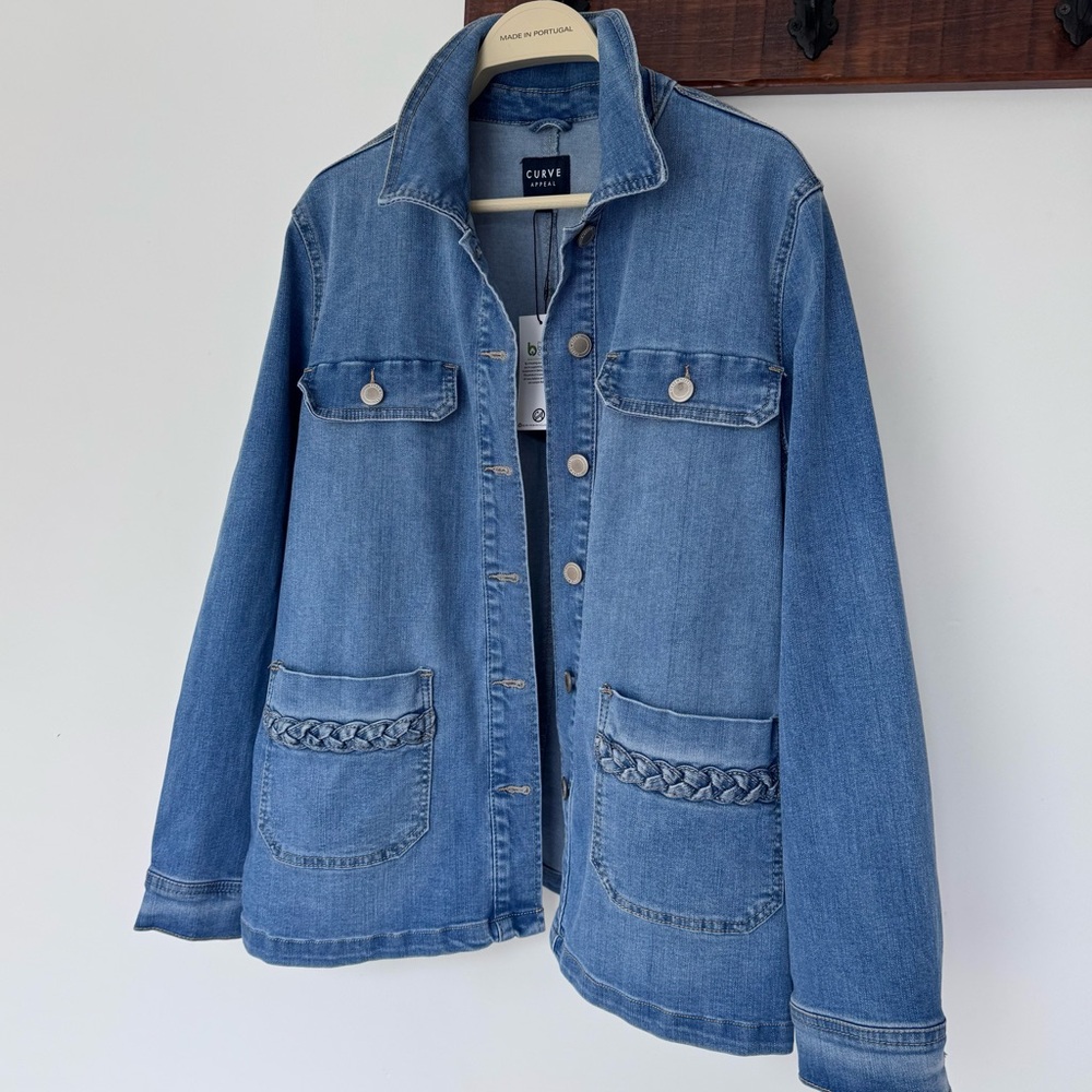 Denim Barn Jacket  🆕